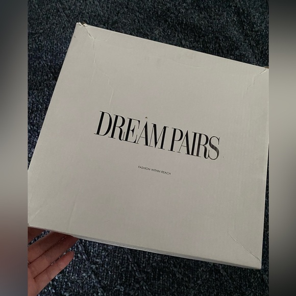 Never Worn Platform Pump Heels s8 - Nude - Picture 2 of 8